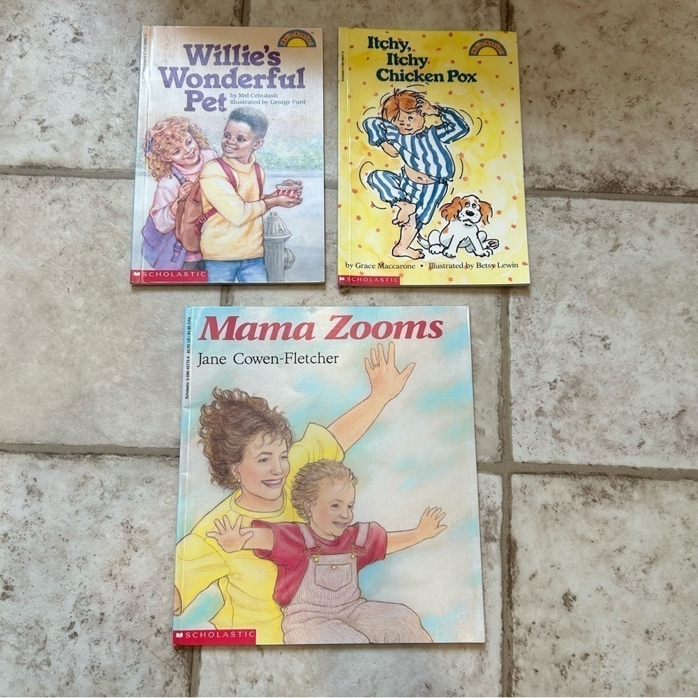 Willie’s Wonderful Pet & Itchy, Itchy Chicken Pox & Mama Zooms Scholastic Books